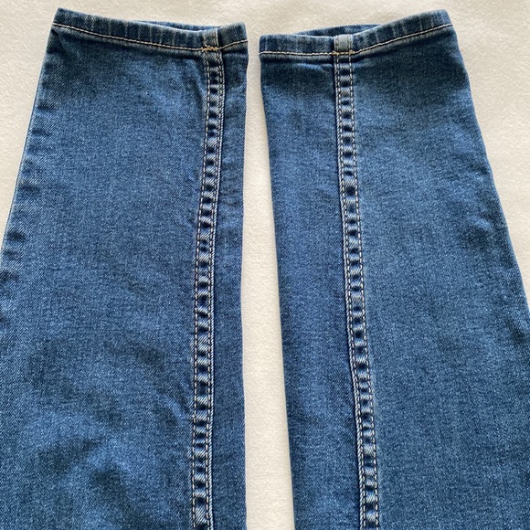 Pull & Bear Basic Denim High Rise skinny jeans / Jegging Size 8 - Picture 14 of 16
